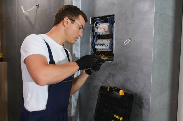  Broadway, NC Electrician Pros